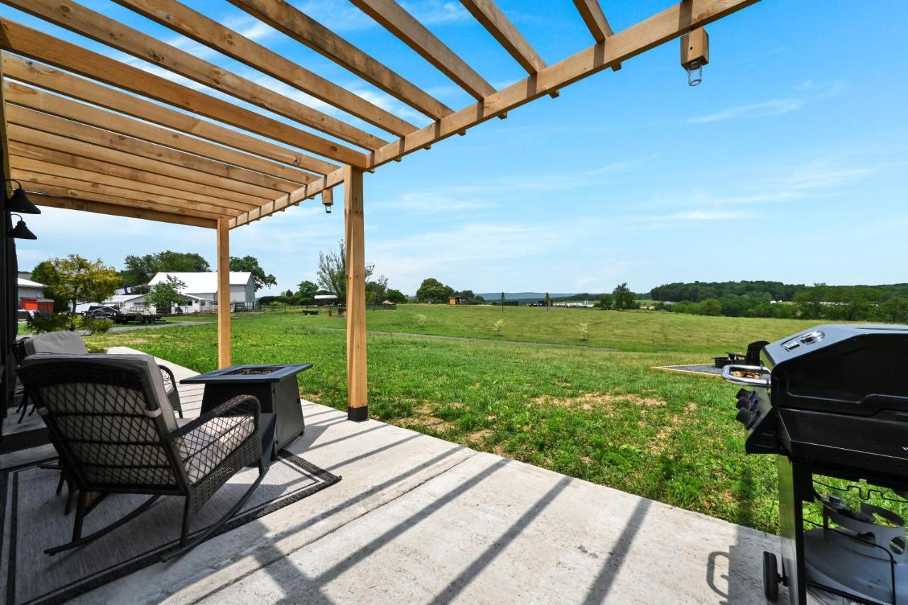Charming Container Getaway Amidst Rural Serenity Holiday home Pine Grove (Schuylkill County)